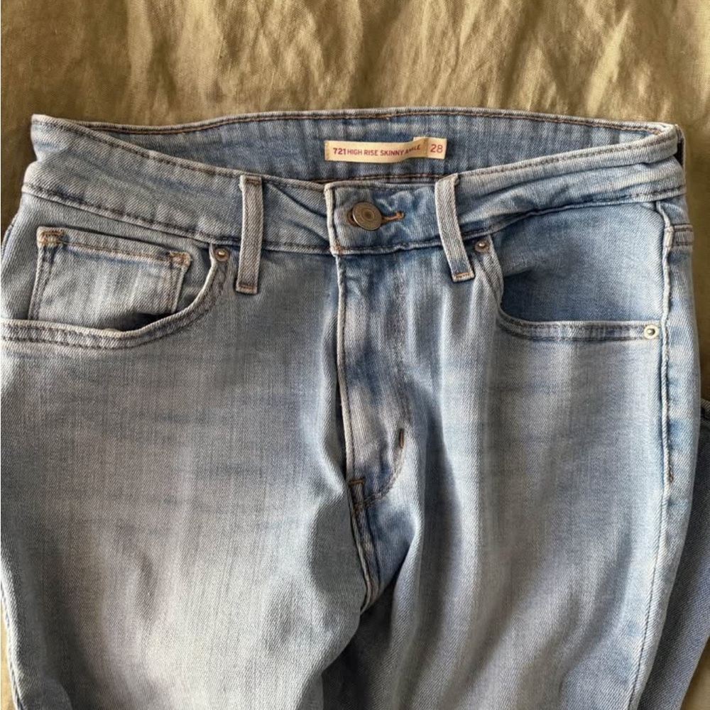 Women’s Levi’s